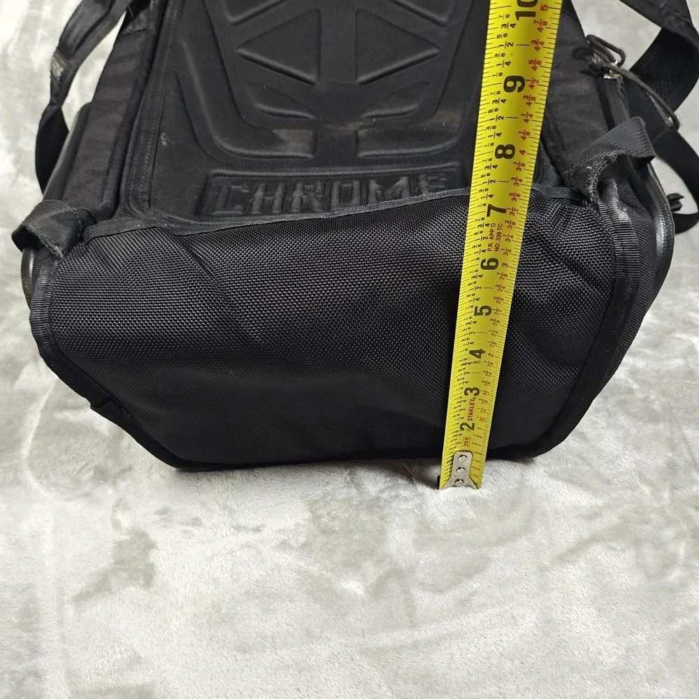 Chrome Industries Niko Camera Backpack Padded Travel Commute Messenger Laptop